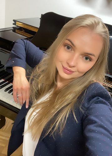 Anastasiia Shevchuk, Lehrerin für Klavierunterricht in der CMS Musikschule Bergedorf.