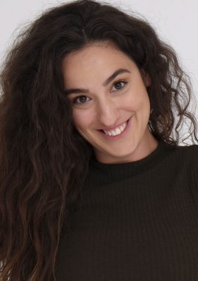 Antonia Schwingel, Lehrerin für Gesangsunterricht in der CMS Musikschule Bergedorf.